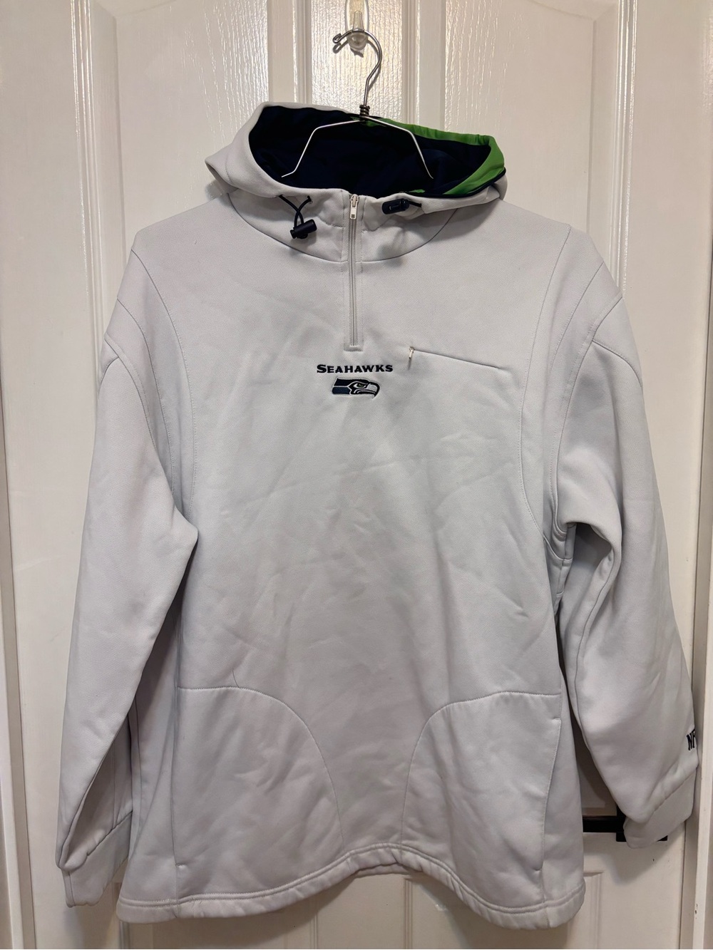 NFL Seahawks White Half-Zip Hoodie with Navy & Green Trim XL